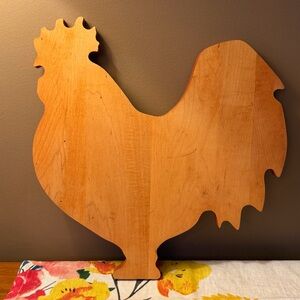 Wooden Rooster Cutting Board - Natural Brown